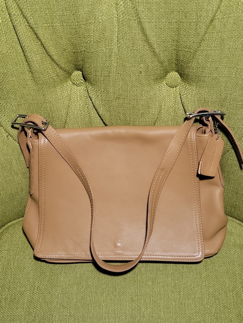 Coach Legacy 90s Shoulder Flap